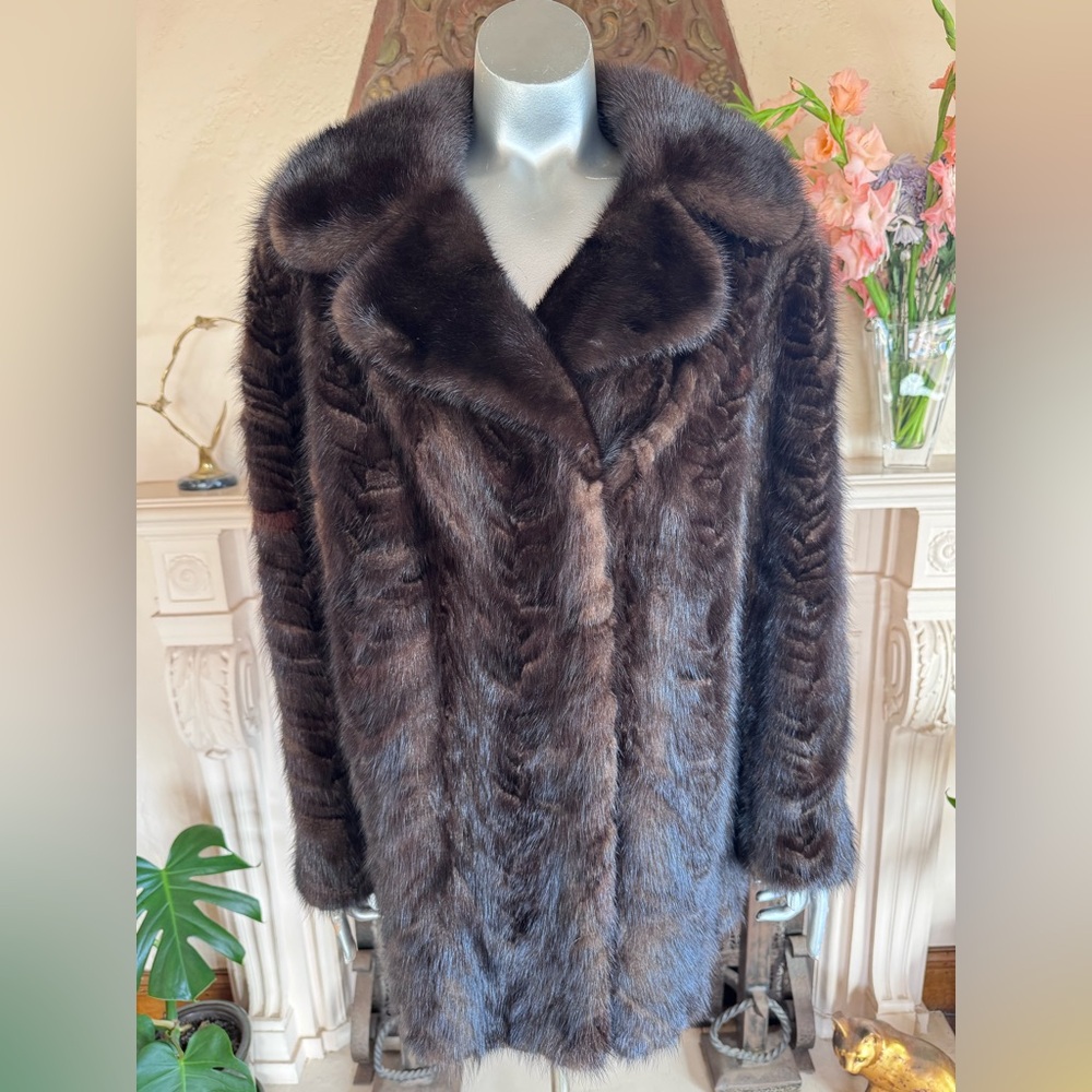 Vintage Unisex Dark Brown Chevron Mink Fur Jacket with Notched Collar